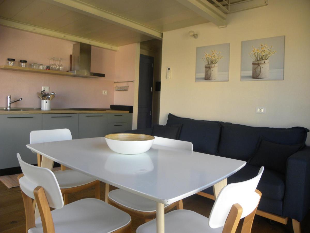 Petra Magica Apartment San Pantaleo Exterior photo